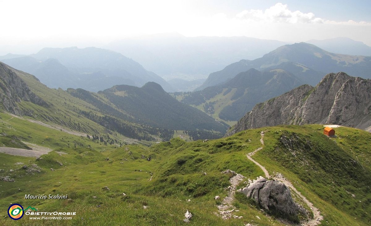 51 Panorama verso il Passo della Presolana....JPG